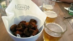 Haltöpörtyű és Hekkelberg a Lexo Bisztróban - Kocsmaturista