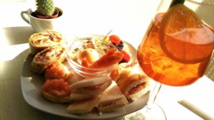 Pugliai kocsmák - Egy tál aperitivo egy Aperollal, Lecce - Kocsmaturista