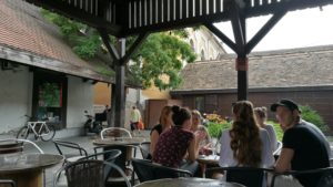 Átrium, kecskeméti kocsma terasza - Kocsmaturista