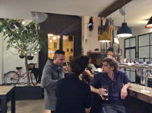Molfetta kocsmái és városi legendái - Beer Condicio beltér - Kocsmaturista