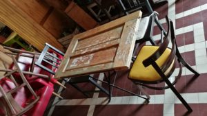 Spalettaasztal - Tizes Vintage bar spaletta asztal - Kocsmaturista