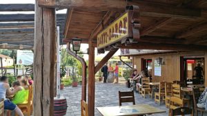 Aranypart Camping környéke - Siófok-Szabadifürdő - Sanyi Sarok - Kocsmaturista