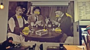 A KUZIN Bar nagy plakátja - Kocsmaturista
