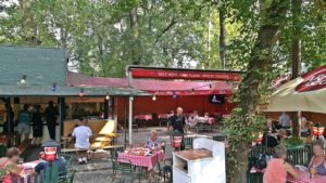Van nálatok terasz!!! - Népsziget kocsmái - Sziget Büfé - Kocsmaturista