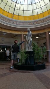 Miskolc kocsmái - Miskolctapolcai barlangfürdő bejárat - Kocsmaturista