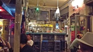 Kocsmalátogatások a Magyarországi Sörcikkgyűjtő Klubbal - Kék Ló, Budapest