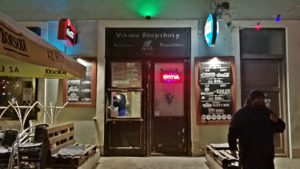 Zip's és Jameson Kocsmatúra "Bakancsban és Tűsarkúban - Kocsmaturista - Viking Sörpáholy